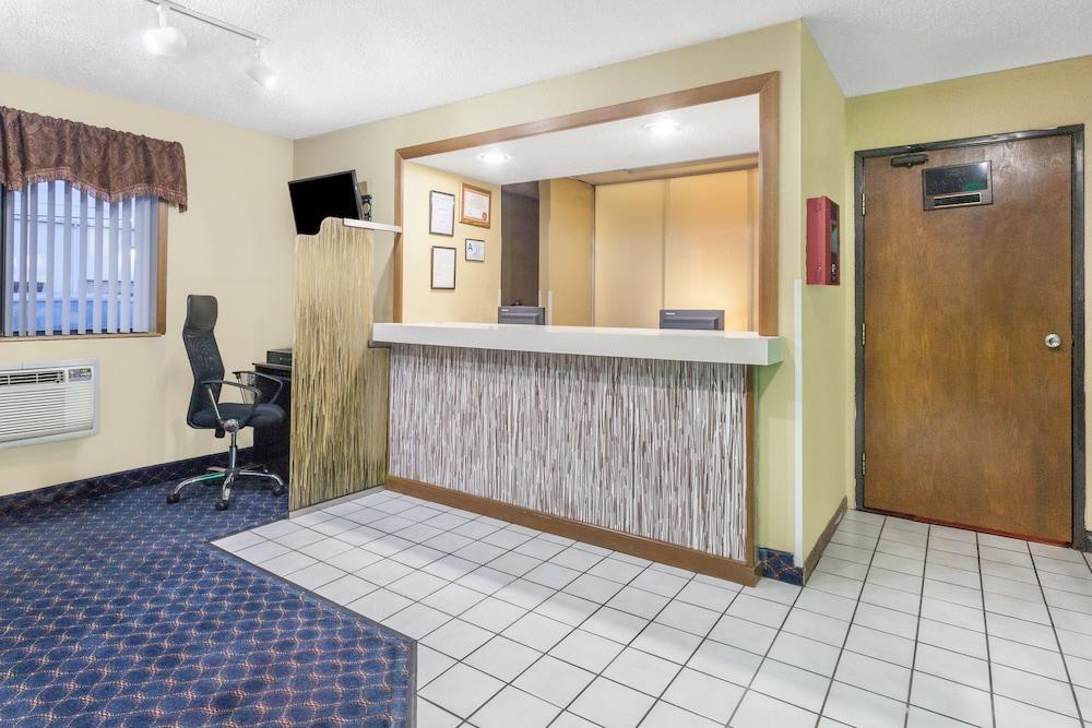Magnuson Hotel Fort Wayne North - Coliseum Экстерьер фото