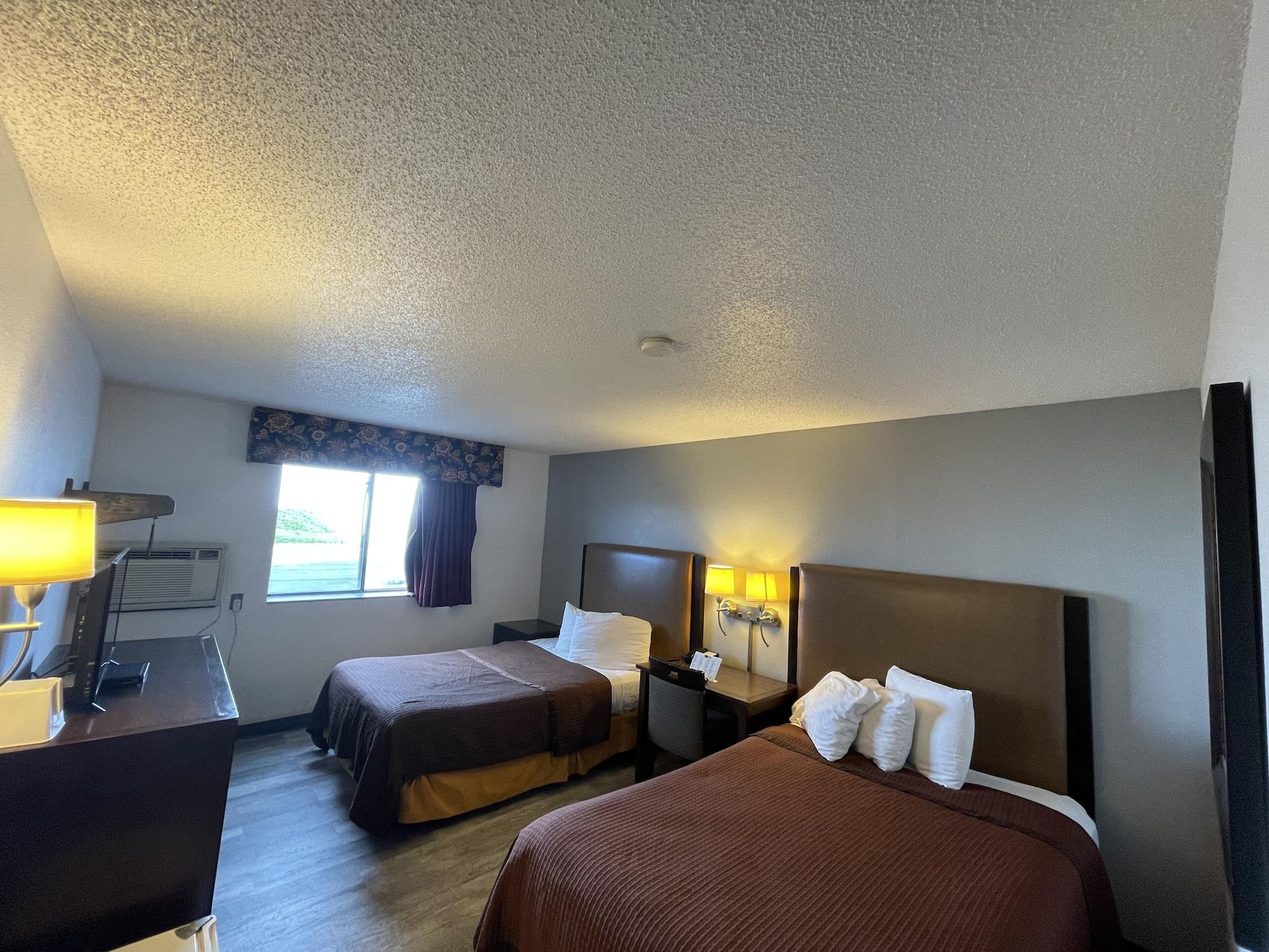 Magnuson Hotel Fort Wayne North - Coliseum Экстерьер фото