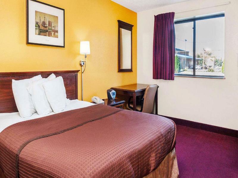 Magnuson Hotel Fort Wayne North - Coliseum Экстерьер фото